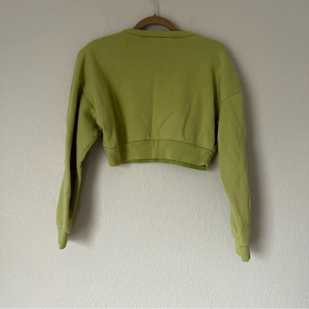 Reformation Hunter Crop Sweatshirt in Bright Green⭐️ - Picture 5 of 5